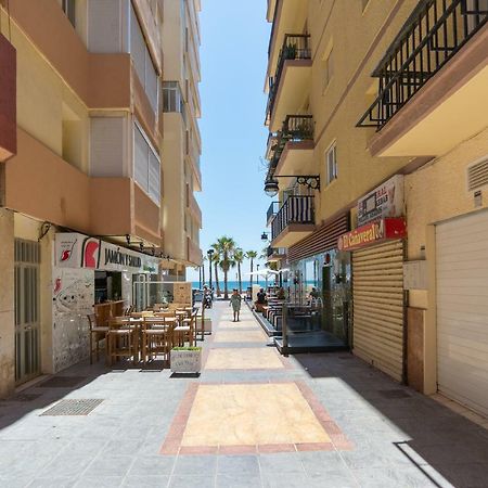 Malagasuite Fuengirola Pier מראה חיצוני תמונה